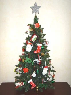 Vickerman Unlit Artificial Christmas Tree (10798) -Vickerman 112881md