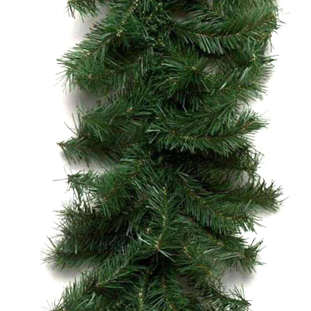 Vickerman Pre-Lit Artificial Christmas Garland (17267) 3 Vickerman Pre-Lit Artificial Christmas Garland (17267)