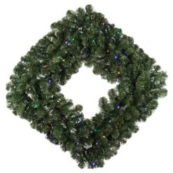 Vickerman Artificial Prelit Christmas Wreath (420577)