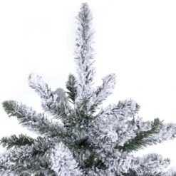 Vickerman Unlit Artificial Christmas Tree (422014) -Vickerman 4220142md