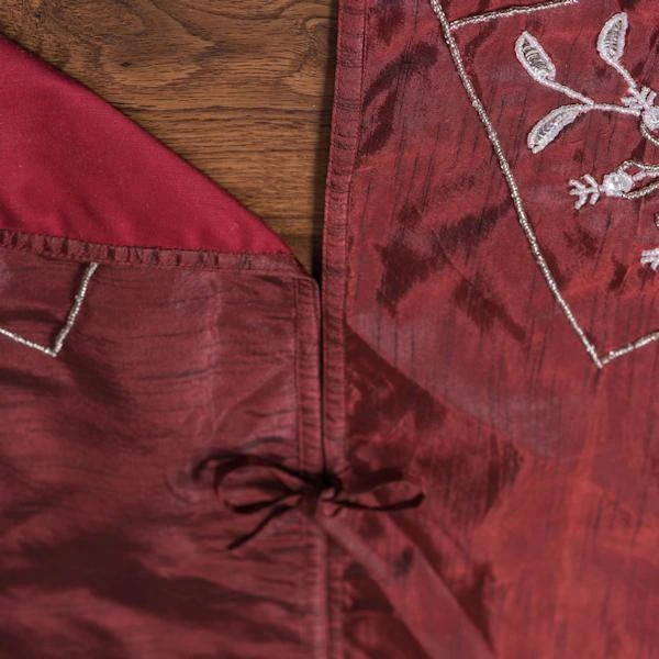 Vickerman Christmas Tree Skirt (505106) 7 Vickerman Christmas Tree Skirt (505106) - Image 5