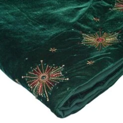 Vickerman Christmas Tree Skirt (659687) 12 Vickerman Christmas Tree Skirt (659687) -Vickerman 659687cornermd