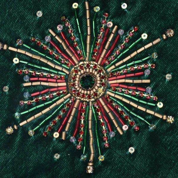 Vickerman Christmas Tree Skirt (659687) 8 Vickerman Christmas Tree Skirt (659687) - Image 6