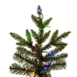 Vickerman Prelit Artificial Christmas Tree (673898) -Vickerman 673898closemultimd