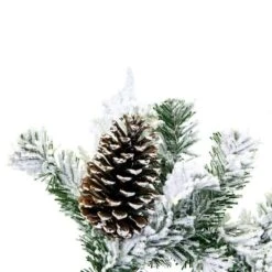 Vickerman Pre-Lit Artificial Christmas Garland (675700) 8 Vickerman Pre-Lit Artificial Christmas Garland (675700) -Vickerman 675700closemd