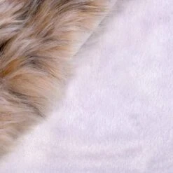 Vickerman Christmas Tree Skirt (686492) -Vickerman 686492sidemd