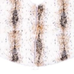 Vickerman Christmas Tree Skirt (686508) -Vickerman 686492topmd 1