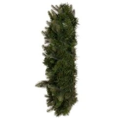Vickerman Artificial Unlit Christmas Wreath (692424) -Vickerman 692424sidemd 1