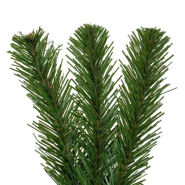 Vickerman Unlit Artificial Christmas Wreath (726402) 5 Vickerman Unlit Artificial Christmas Wreath (726402) - Image 3